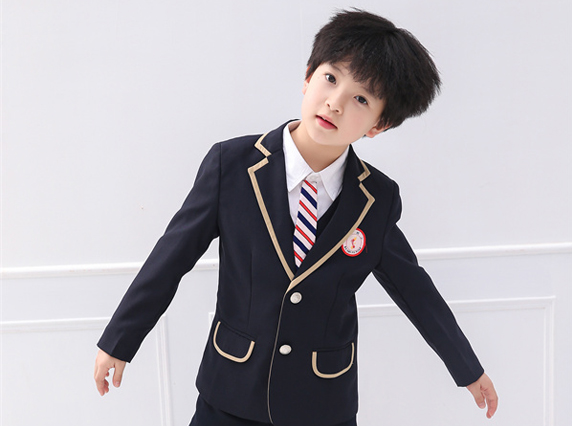 校服展示