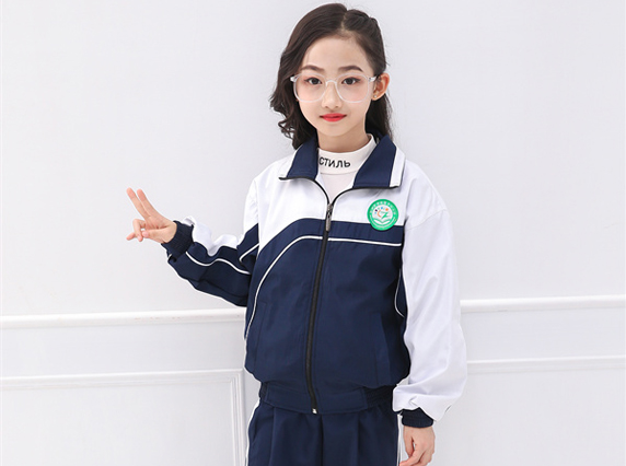 校服展示